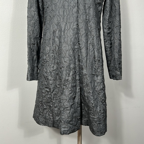 Eileen Fisher 100% Tussah Silk Gray Long Blazer size PS- gently used - Picture 3 of 16